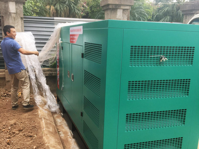 Máy phát điện Doosan 300kVA nhập khẩu chính hãng