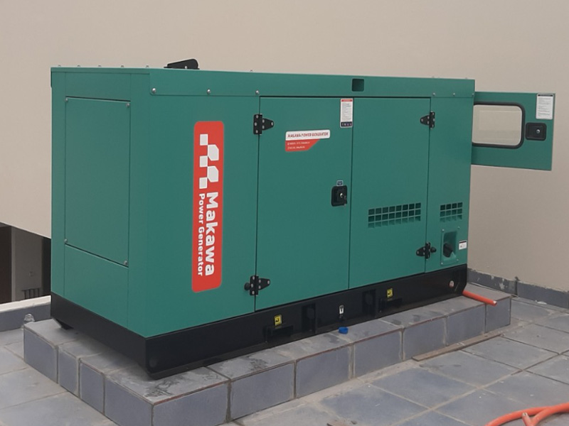 Vì sao lựa chọn máy phát điện 100kVA cho trung tâm thương mại?
