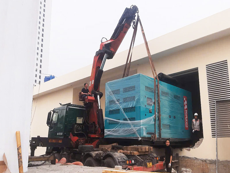 Quy trình lắp đặt 2 máy phát điện Makawa 600kVA tại Vĩnh Long Quy trình lắp đặt 2 máy phát điện Makawa 600kVA tại Vĩnh Long