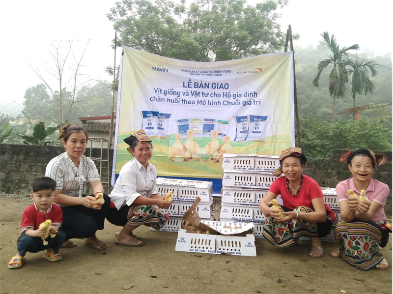Mạnh dạn học kỹ năng mới: chăn nuôi