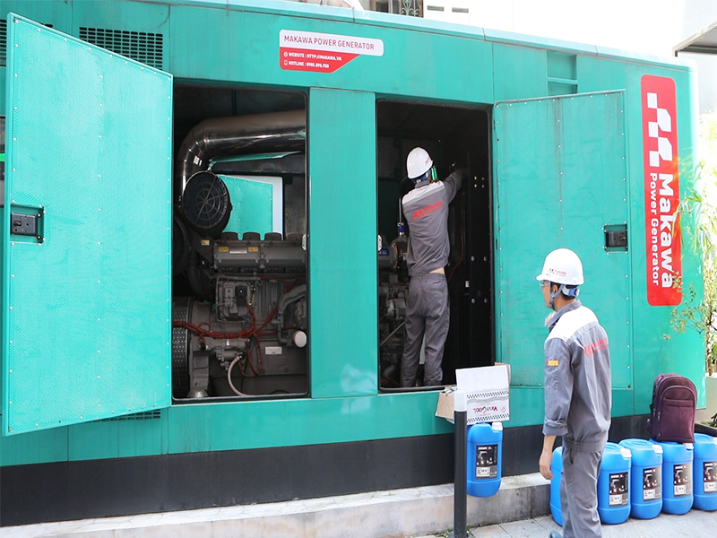 Máy phát điện 125kVA chạy được bao nhiêu kW?