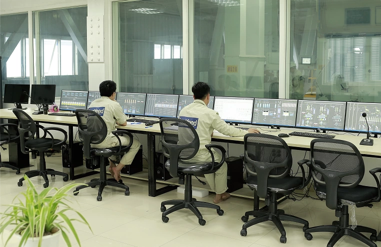 Nhà máy và công nghệ