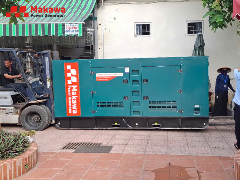 Máy phát điện Makawa Power 250kVA đảm bảo nguồn điện dự phòng an toàn cho nhà ở xã hội tại Đông Anh Máy phát điện Makawa Power 250kVA đảm bảo nguồn điện dự phòng an toàn cho nhà ở xã hội tại Đông Anh