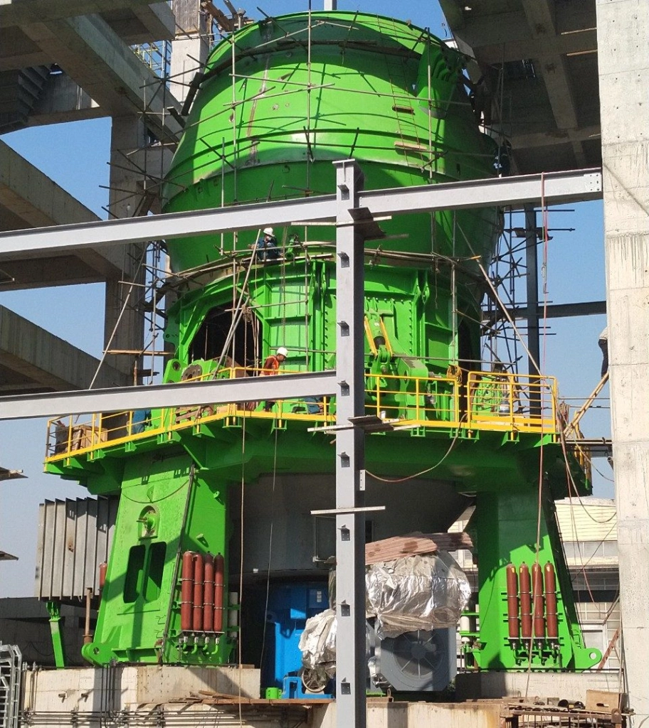 Thi công chống mài mòn máy nghiền xi Loesche