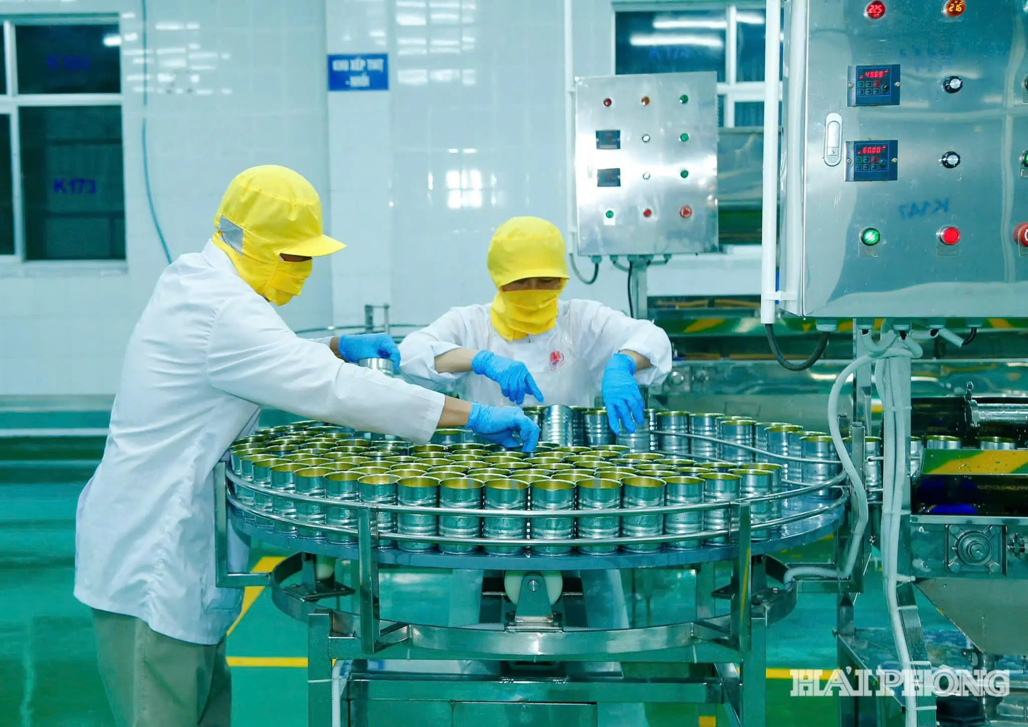 Đồ hộp Hạ Long củng cố hệ thống kiểm soát, từng bước khôi phục niềm tin